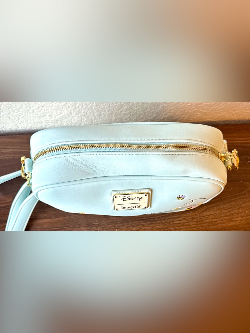 Disney Loungefly Pastel Blue Eeyore Daisy Crossbody Bag Winnie the Pooh - Picture 6 of 16